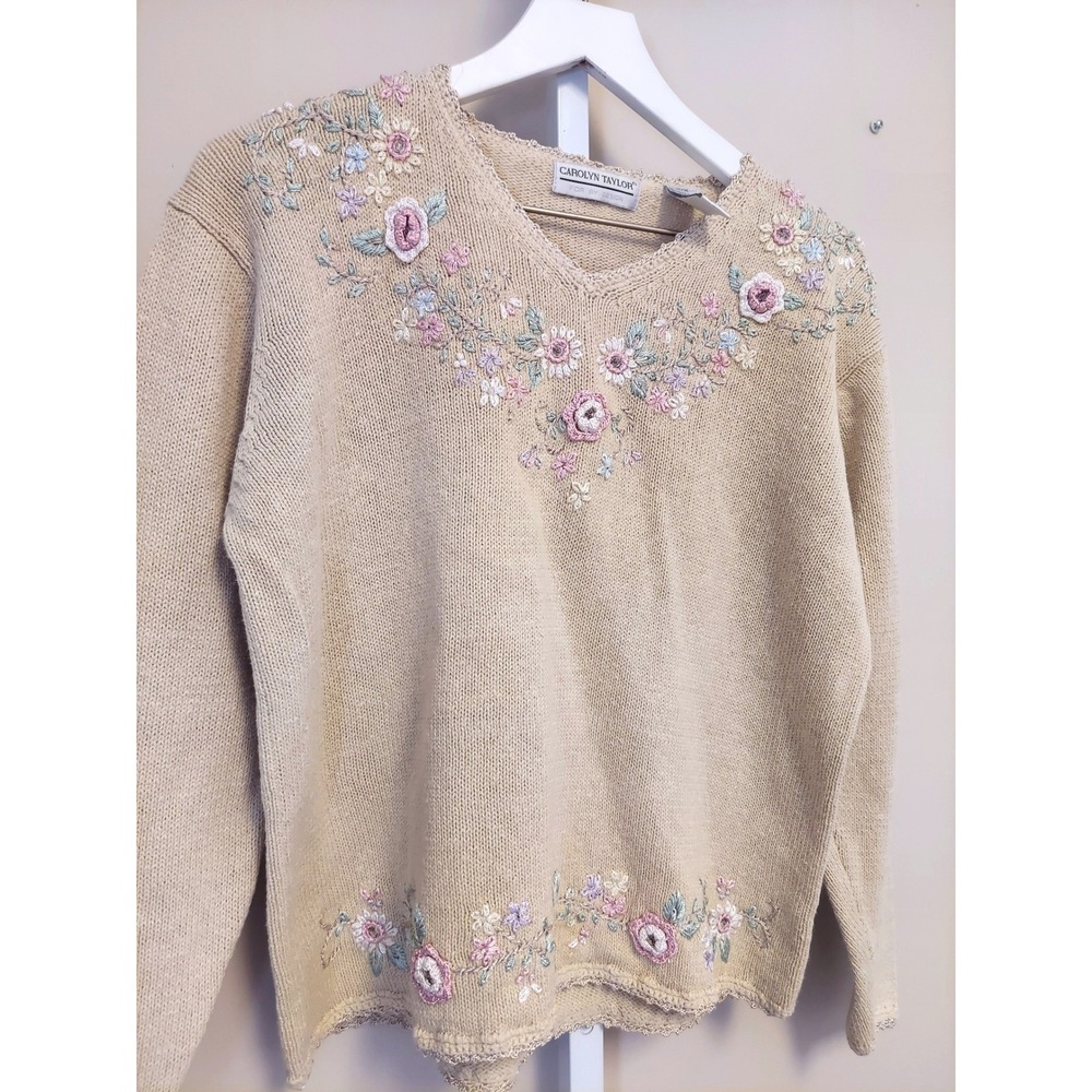 Vtg Beige Floral Embroidered Beaded Sweater M Cottage Grandma Soft Girl Romantic